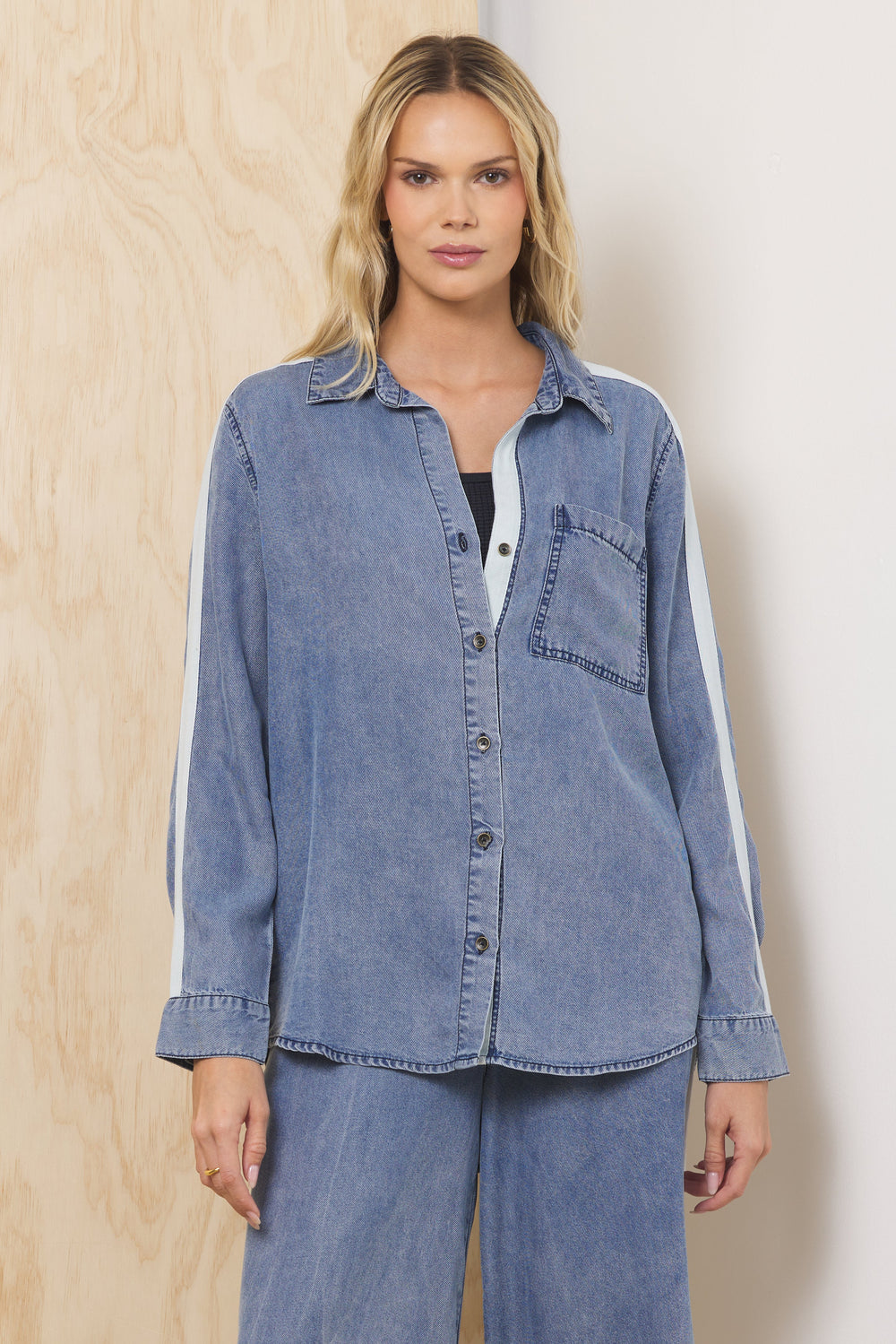 Tencel Shirt w/ Contrast Taping | Vintage Havana Washed Denim w/ Ivory
