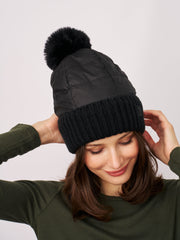 PUFFER POMPOM HAT - BLACK | Vintage Havana Black