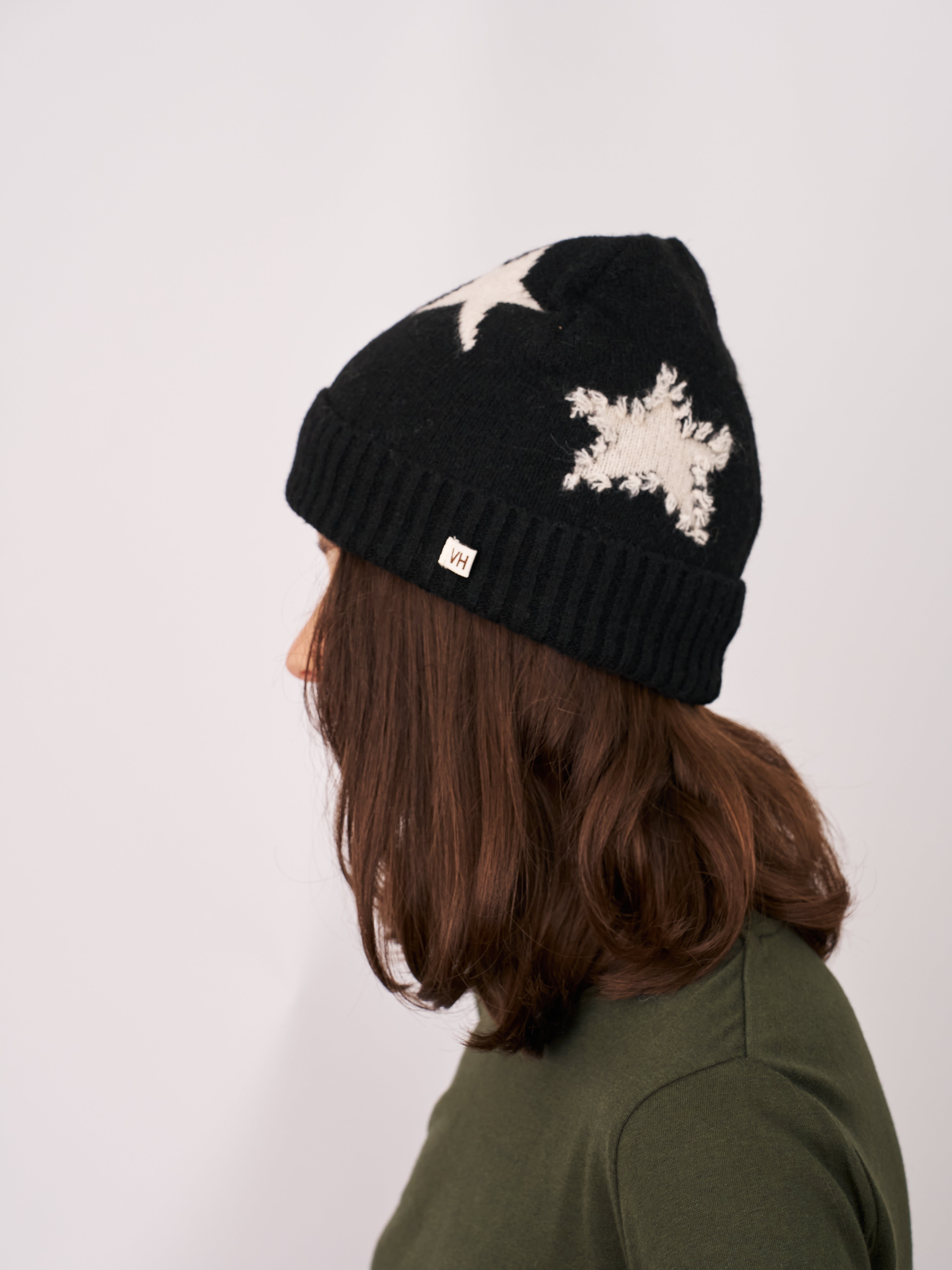 STAR POMPOM BEANIE | Vintage Havana Black
