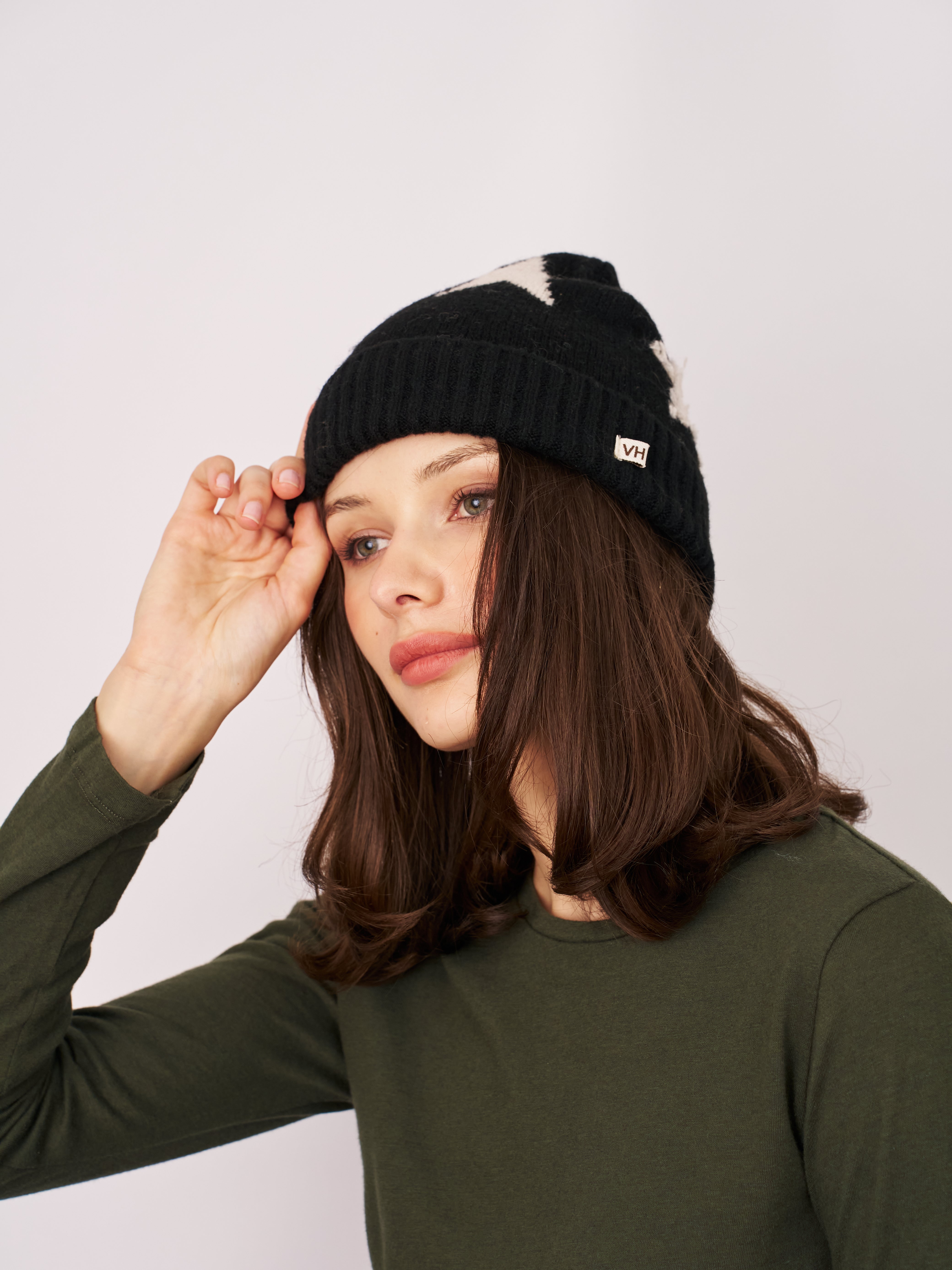STAR POMPOM BEANIE | Vintage Havana Black
