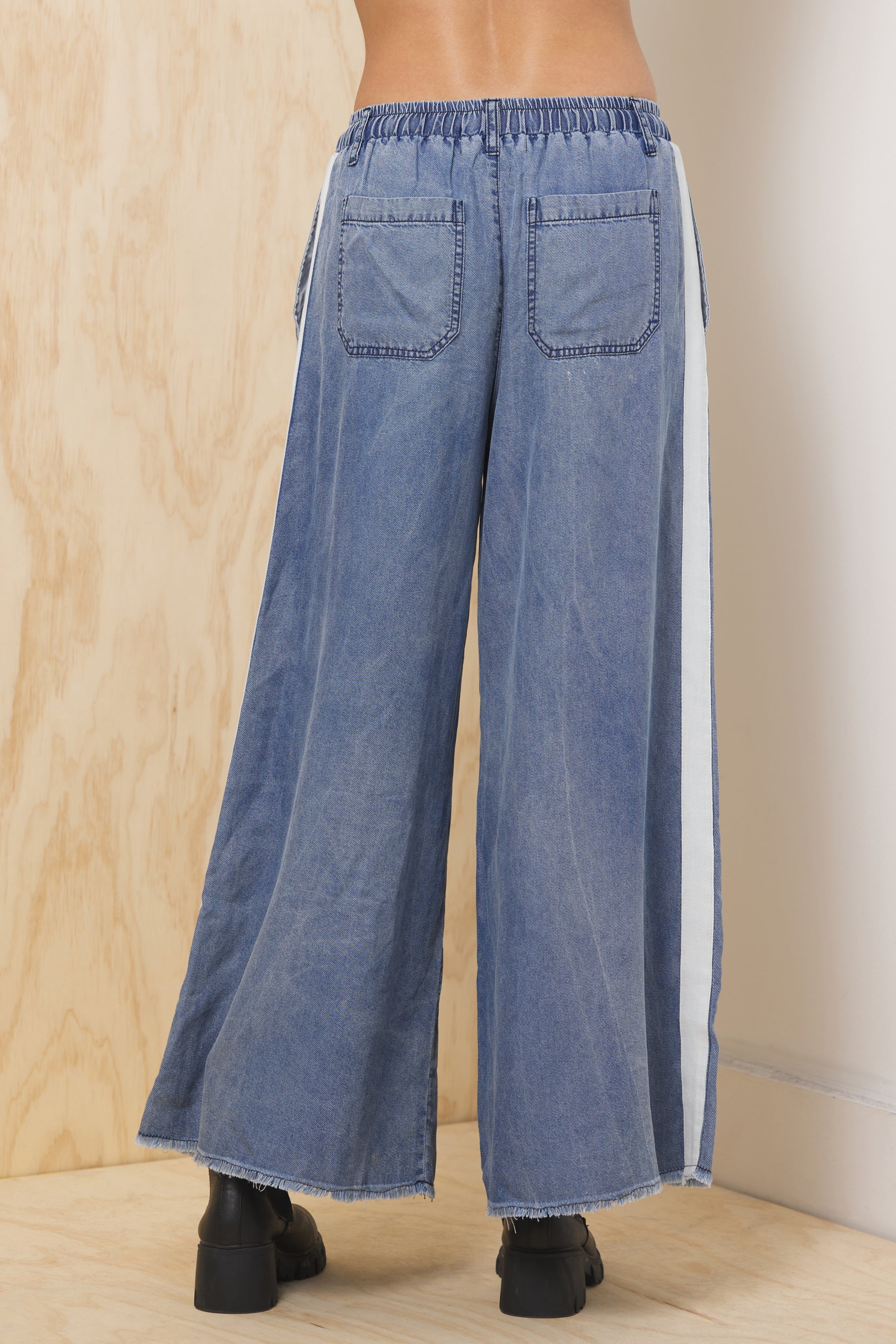 Tencel Wide Leg Pant w/ Contrast | Vintage Havana Washed Denim w/ Ivory