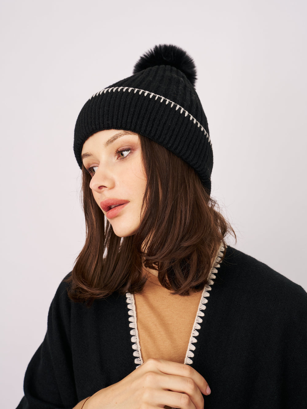 RIBBED POMPOM BEANIE - BLACK/IVORY | Vintage Havana Black/Ivory