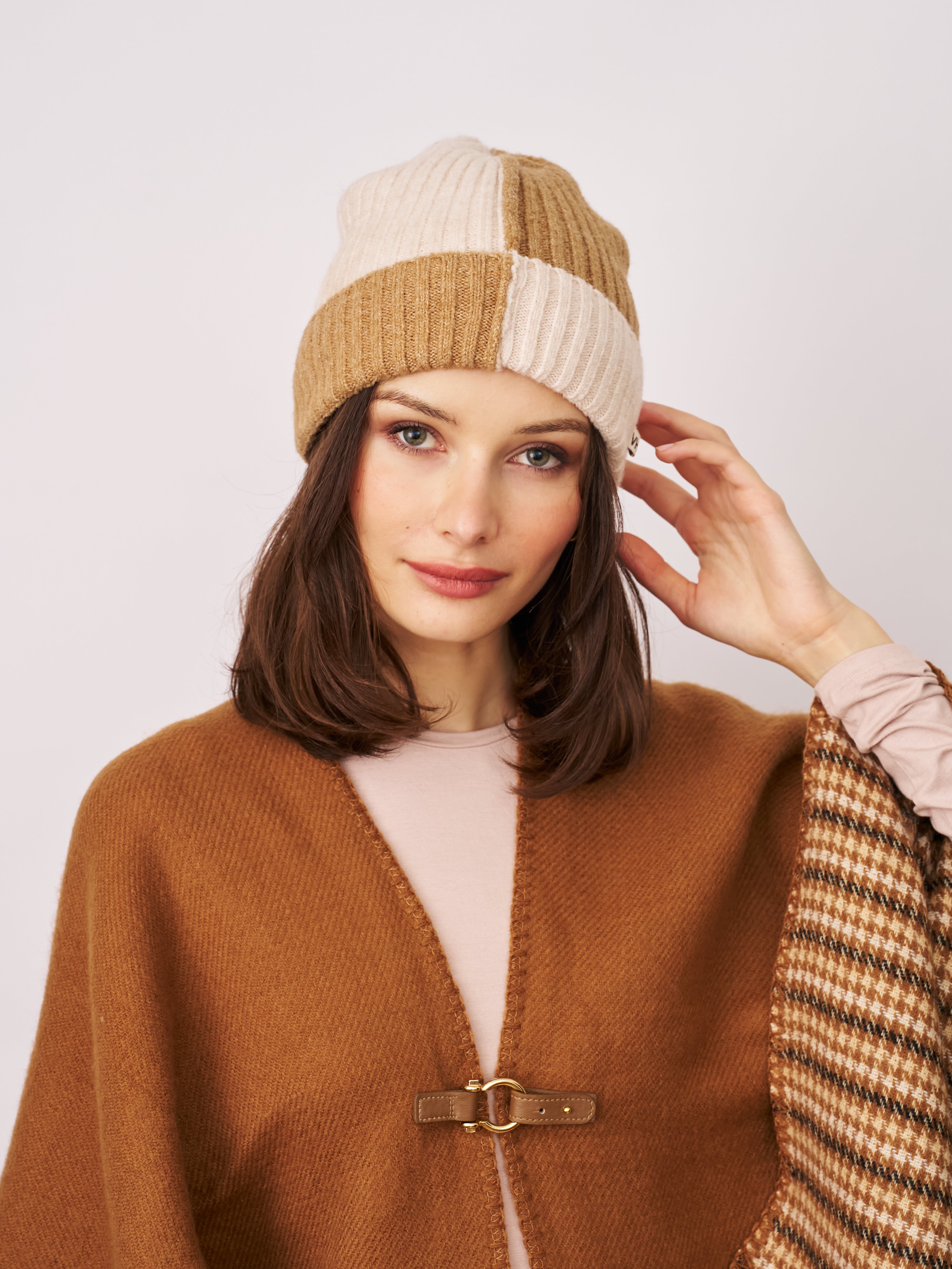 SEAM PATTERN BEANIE - TAN | Vintage Havana Tan