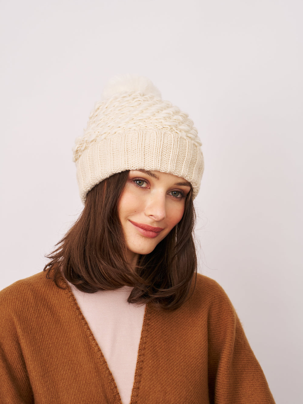 TURN UP POMPOM HAT - CREAM | Vintage Havana Cream