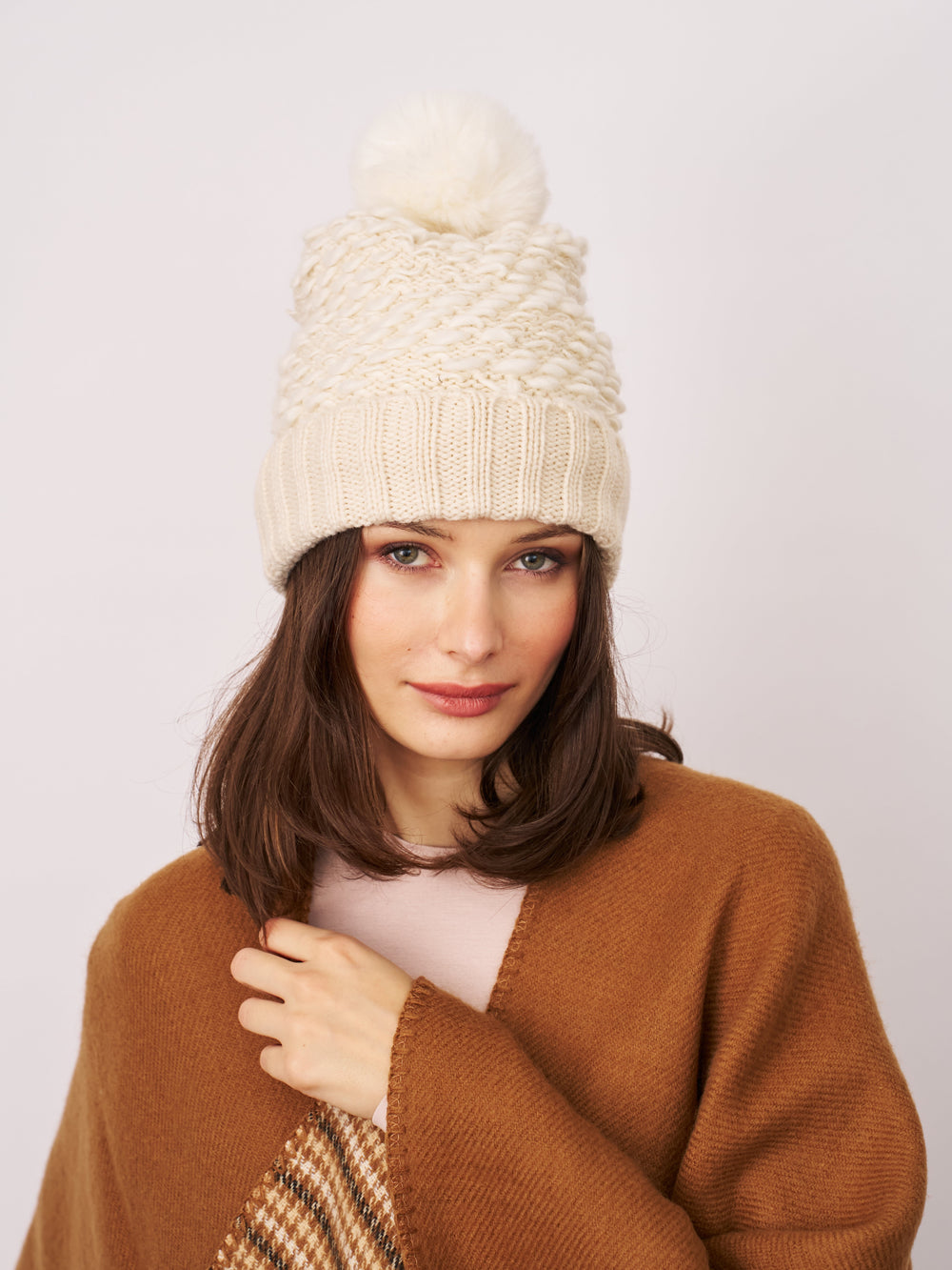 TURN UP POMPOM HAT - CREAM | Vintage Havana Cream