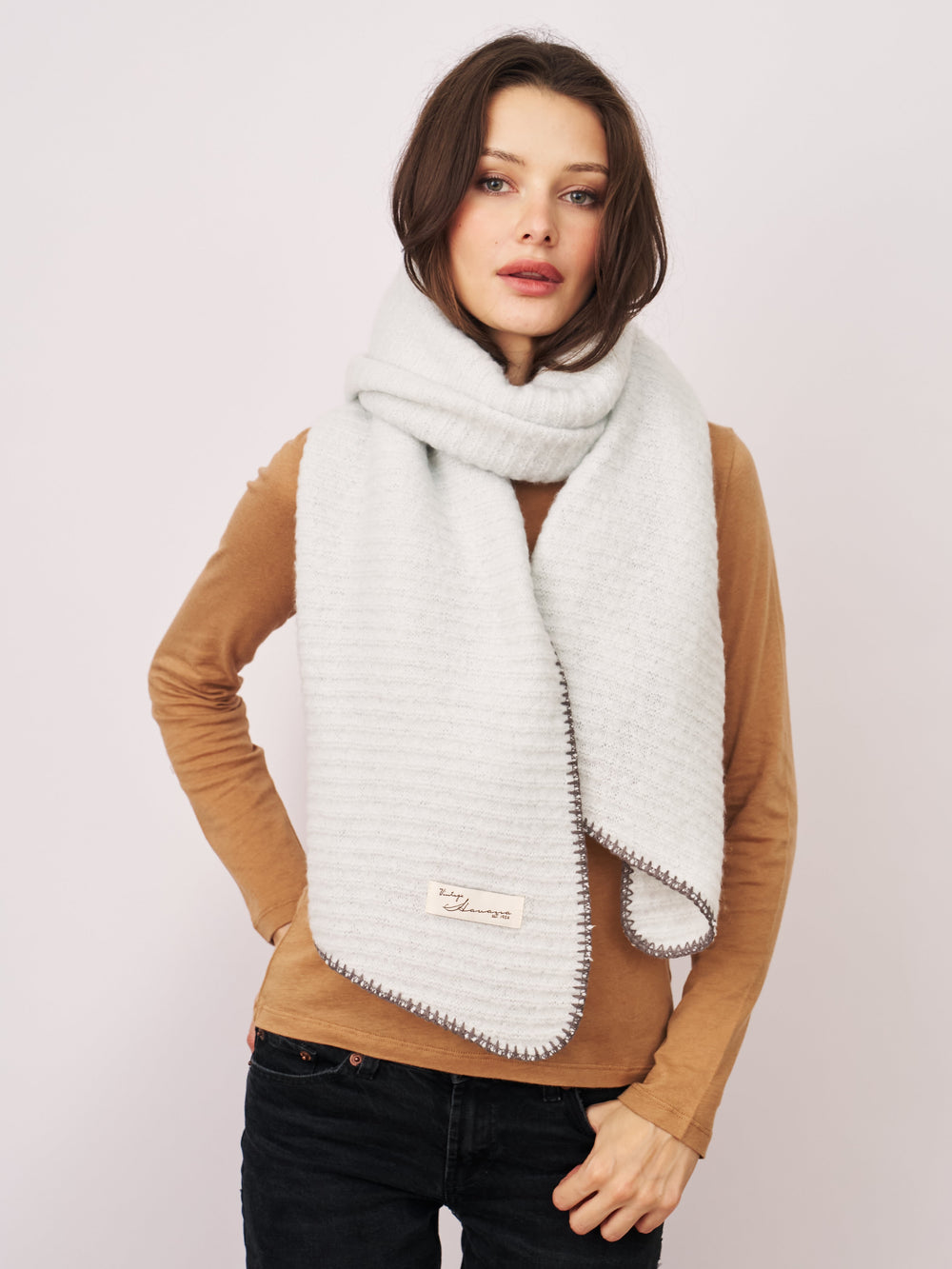 BLANKET STITCH KNIT SCARF - GREY/CHARCOAL | Vintage Havana Grey/Charcoal