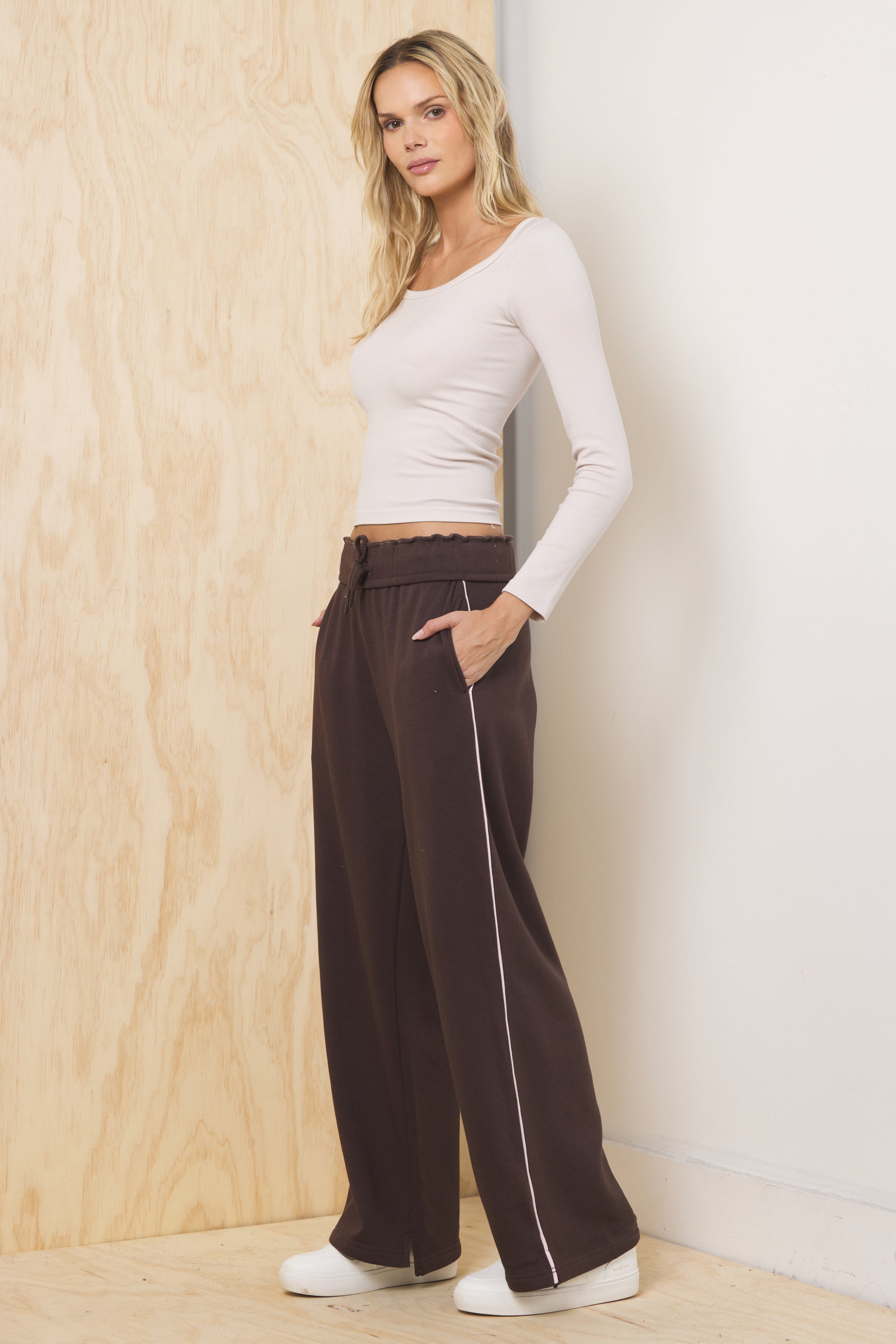 Teddy Fleece Wide Leg Pant | Vintage Havana Espresso w/ Pink