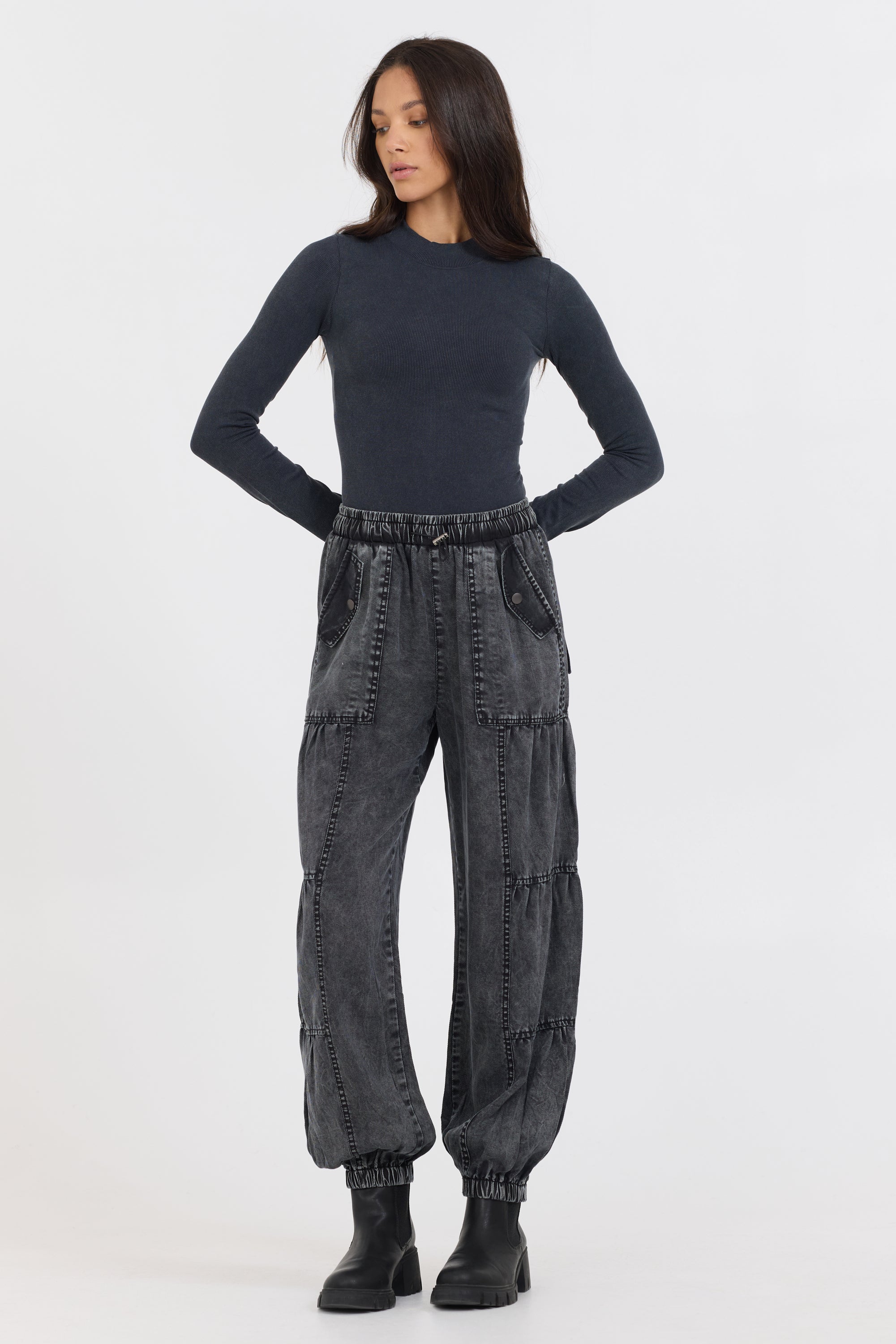 Washed Mountain Seamless Mock Neck Top | Vintage Havana Grey